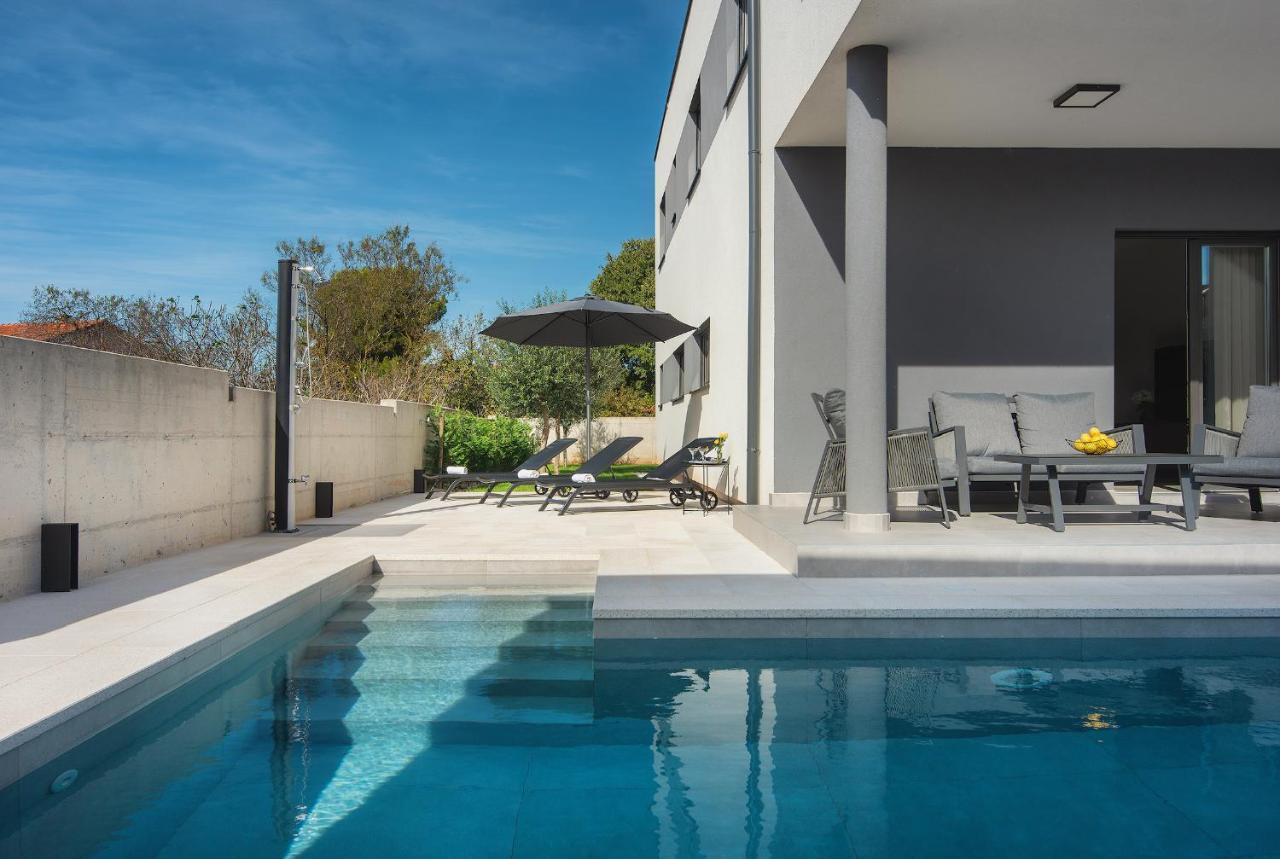 Eia Villa
